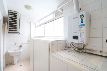 Apartamento para alugar com 141m², 3 quartos e 2 vagasÁrea de Serviço