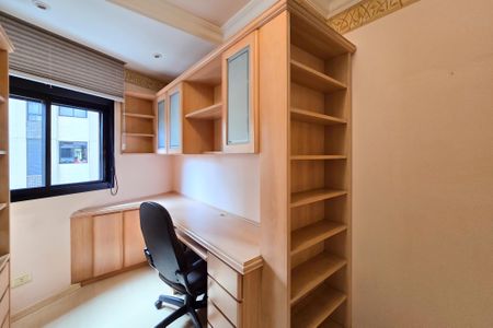 Apartamento para alugar com 119m², 2 quartos e 4 vagasQuarto 