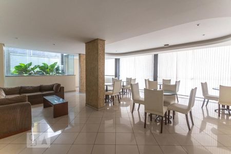 Apartamento para alugar com 119m², 2 quartos e 4 vagasÁrea comum - Salão de festas