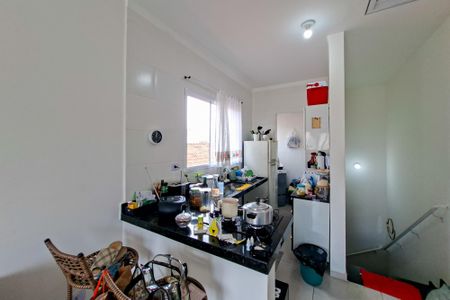 Casa de condomínio para alugar com 78m², 2 quartos e 1 vagaCozinha 