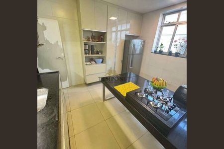 Apartamento à venda com 144m², 4 quartos e 1 vaga