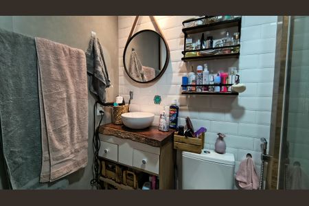 Apartamento à venda com 63m², 3 quartos e 1 vagaBanheiro da Suíte 