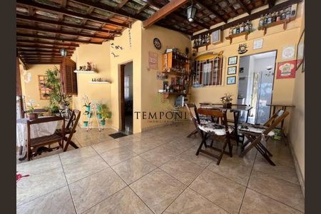 Casa à venda com 2 quartos, 160m² em Planalto, Belo Horizonte