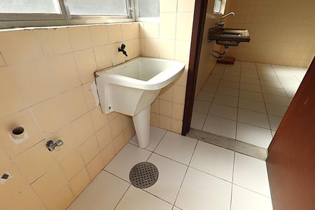 Apartamento para alugar com 80m², 2 quartos e 1 vagaÁrea de Serviço