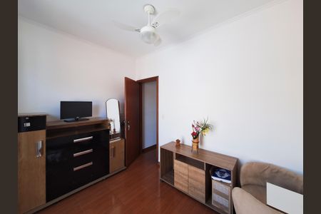 Casa à venda com 120m², 2 quartos e 3 vagasQuarto 2