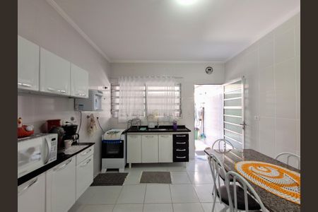 Casa à venda com 120m², 2 quartos e 3 vagasCozinha