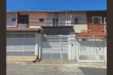 Casa à venda com 120m², 2 quartos e 3 vagasFachada
