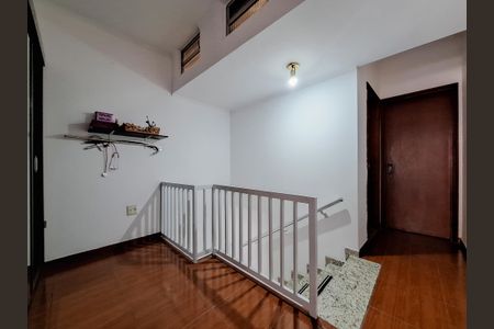 Casa à venda com 120m², 2 quartos e 3 vagasHall