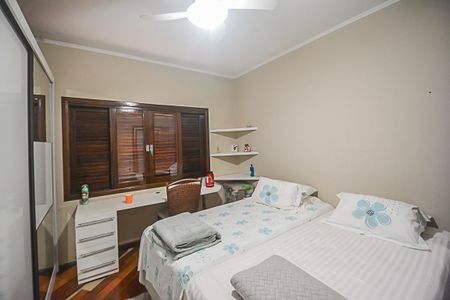 Casa para alugar com 582m², 4 quartos e 3 vagasQuarto