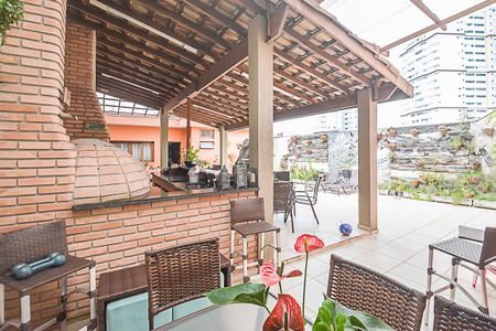 Casa para alugar com 582m², 4 quartos e 3 vagasChurrasqueira