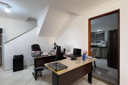 Casa para alugar com 120m², 3 quartos e 4 vagas Casa para alugar com 120m², 3 quartos e 4 vagasSala