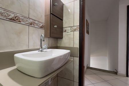 Casa para alugar com 120m², 3 quartos e 4 vagas Casa para alugar com 120m², 3 quartos e 4 vagasBanheiro