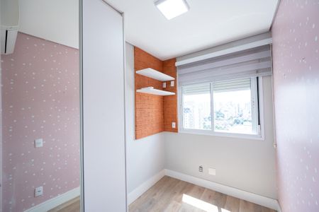 Apartamento à venda com 100m², 3 quartos e 2 vagasQuarto 2