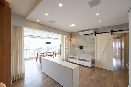 Sala de apartamento à venda com 3 quartos, 100m² em Chácara Inglesa, São Paulo