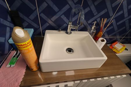 Apartamento à venda com 49m², 2 quartos e 1 vagaBanheiro - Pia