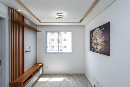 Sala de apartamento para alugar com 2 quartos, 35m² em Parque Bristol, São Paulo