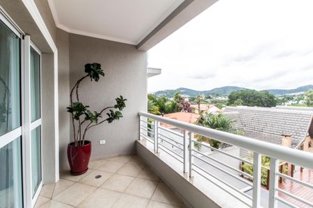 Apartamento à venda com 580m², 4 quartos e 6 vagas Apartamento à venda com 580m², 4 quartos e 6 vagasVaranda