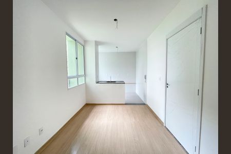 Apartamento à venda com 2 quartos, 43m² em Carlos Prates, Belo Horizonte