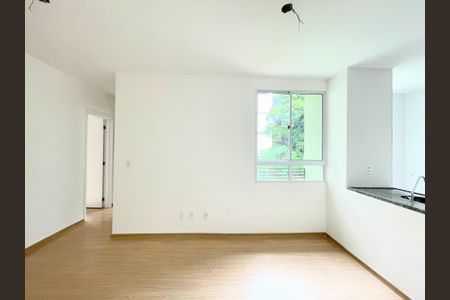 Apartamento à venda com 2 quartos, 43m² em Carlos Prates, Belo Horizonte