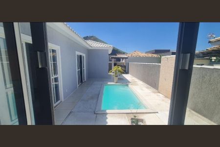 Casa de Condomínio para alugar com 3 quartos, 240m² em Itaipuaçu, Maricá