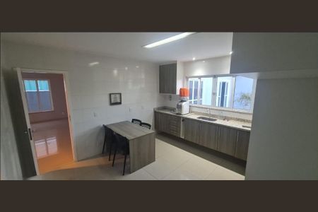 Casa de Condomínio para alugar com 3 quartos, 240m² em Itaipuaçu, Maricá