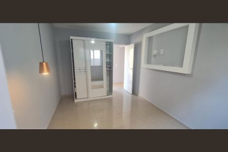 Casa de condomínio para alugar com 240m², 3 quartos e 2 vagasQuarto