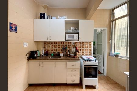 Apartamento à venda com 70m², 2 quartos e sem vagaCozinha