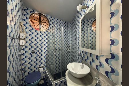 Apartamento à venda com 70m², 2 quartos e sem vagaBanheiro social