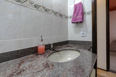 Apartamento para alugar com 80m², 2 quartos e 1 vagaBanheiro