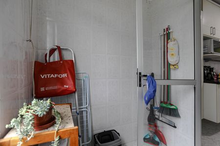 Apartamento para alugar com 80m², 2 quartos e 1 vagaÁrea de Serviço