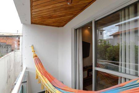 Apartamento para alugar com 80m², 2 quartos e 1 vagaSacada