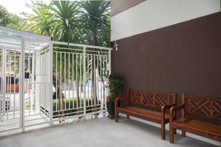 Apartamento à venda com 72m², 2 quartos e 2 vagasHall de entrada