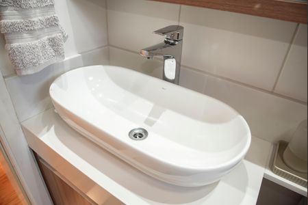 Apartamento à venda com 72m², 2 quartos e 2 vagasBanheiro da Suíte