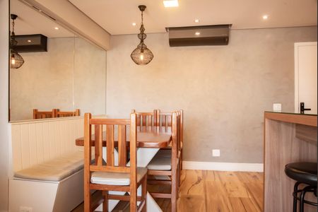 Apartamento à venda com 72m², 2 quartos e 2 vagasSala