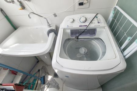 Apartamento para alugar com 70m², 2 quartos e 1 vagaÁrea de Serviço