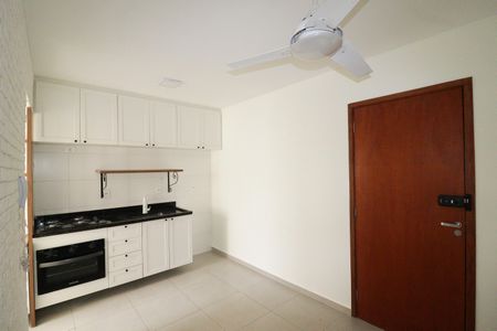 Sala/Cozinha/Área de Serviço de apartamento para alugar com 1 quarto, 30m² em Vila Dom Pedro Ii, São Paulo