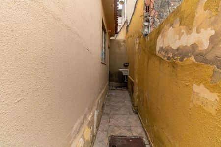 Casa à venda com 60m², 2 quartos e sem vagaÁrea de Serviço