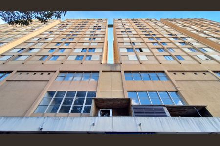 Apartamento à venda com 70m², 2 quartos e sem vagaFachada 