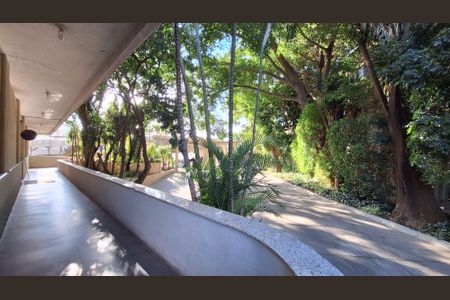 Apartamento à venda com 70m², 2 quartos e sem vagaÁrea comum 