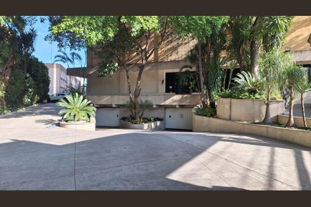 Apartamento à venda com 70m², 2 quartos e sem vagaÁrea comum 