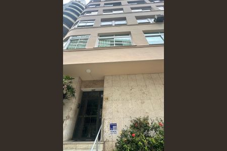 Apartamento para alugar com 162m², 3 quartos e sem vaga Apartamento para alugar com 162m², 3 quartos e sem vagaFachada