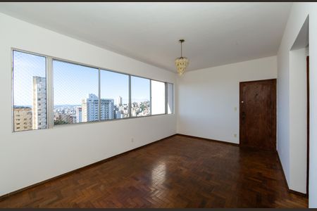 SALA de apartamento para alugar com 2 quartos, 75m² em Serra, Belo Horizonte