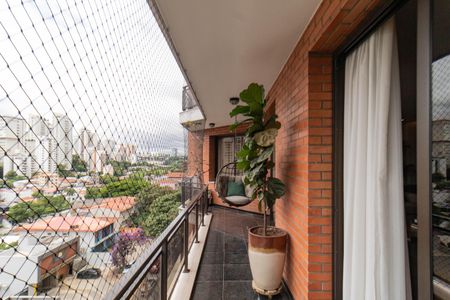 Apartamento à venda com 278m², 4 quartos e 3 vagasVaranda