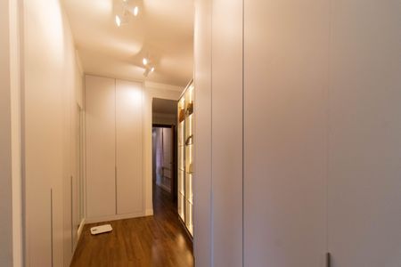 Apartamento à venda com 278m², 4 quartos e 3 vagasCloset Quarto 4 Suíte