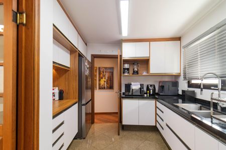 Apartamento à venda com 278m², 4 quartos e 3 vagasCozinha