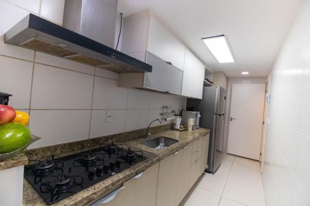 Apartamento à venda com 70m², 2 quartos e 1 vaga Apartamento à venda com 70m², 2 quartos e 1 vagaCozinha e Área de Serviço