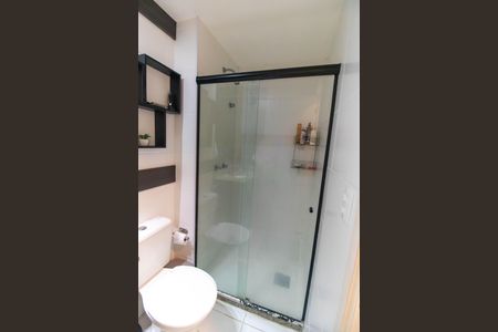 Apartamento à venda com 70m², 2 quartos e 1 vaga Apartamento à venda com 70m², 2 quartos e 1 vagaBanheiro Social