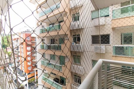 Apartamento à venda com 70m², 2 quartos e 1 vaga Apartamento à venda com 70m², 2 quartos e 1 vagaVista da Suíte