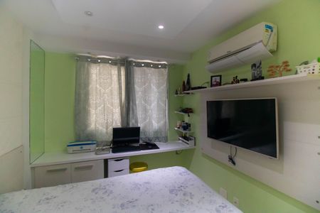 Apartamento à venda com 70m², 2 quartos e 1 vaga Apartamento à venda com 70m², 2 quartos e 1 vagaSuíte