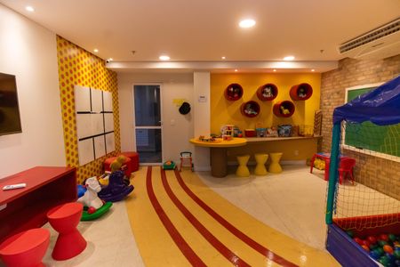 Apartamento à venda com 70m², 2 quartos e 1 vaga Apartamento à venda com 70m², 2 quartos e 1 vagaÁrea comum